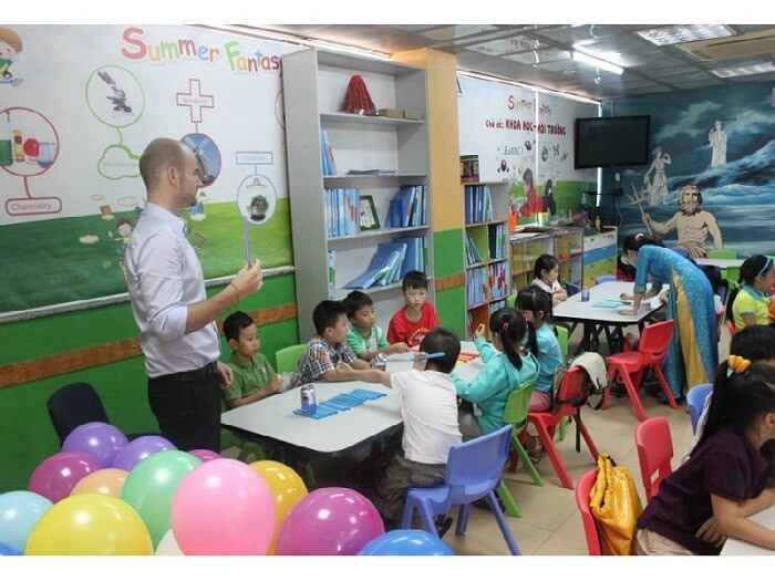 AMA cung cấp nhiều khóa học tiếng Anh khác nhau cho trẻ 